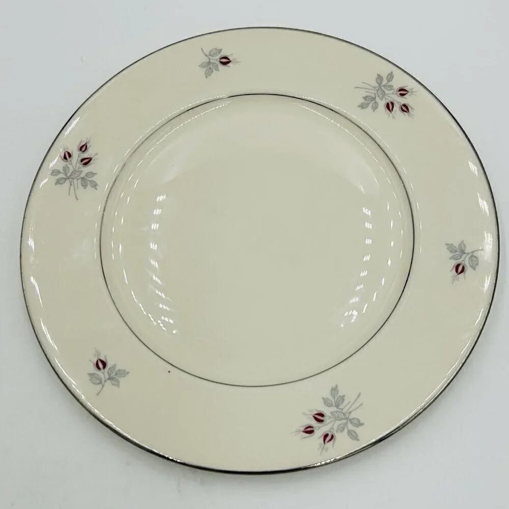 Triomphe caress porcelain